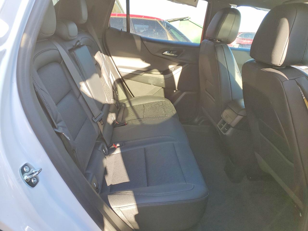 2025 Chevrolet Equinox VIN 3GNAXHEG6SL225010 photo 11