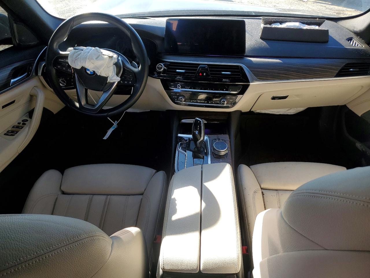 2022 BMW 5 series VIN WBA53BJ0XNWX58453 photo 8