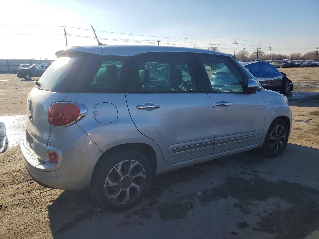 2014 Fiat 500 VIN ZFBCFACH4EZ013407 photo 3