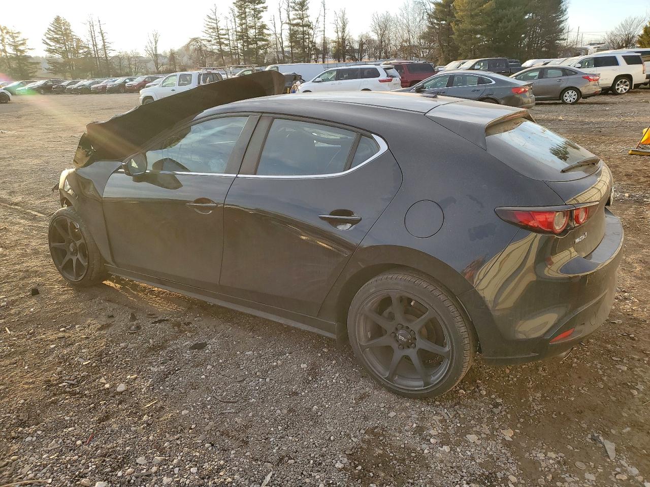 2019 Mazda 3 VIN JM1BPAMM3K1118600 photo 2