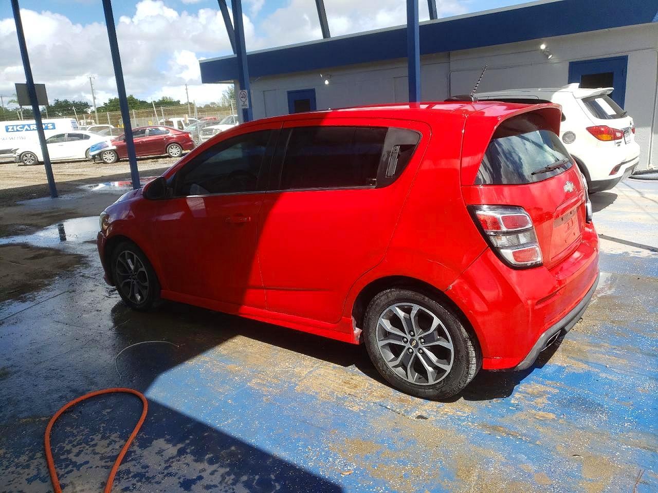 2017 Chevrolet SONIC VIN 1G1JD6SB5H4142044 photo 2