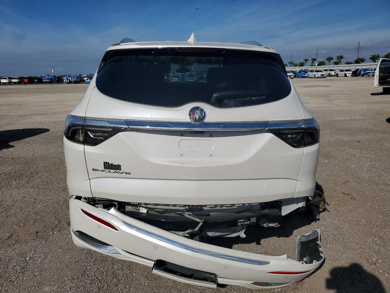 2023 Buick Enclave VIN 5GAERDKW3PJ135127 photo 6