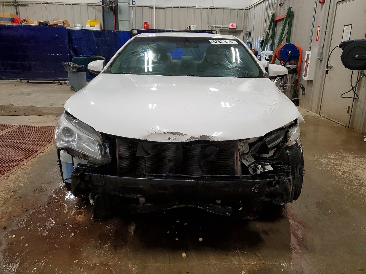 2017 Toyota Camry VIN 4T1BF1FK7HU785865 photo 5