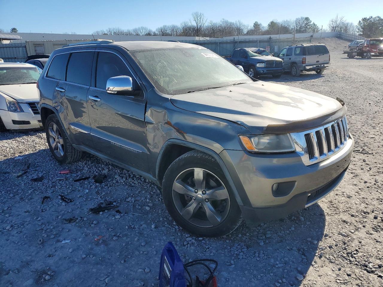 2011 Jeep Grand cher VIN 1J4RS5GT8BC610934 photo 4
