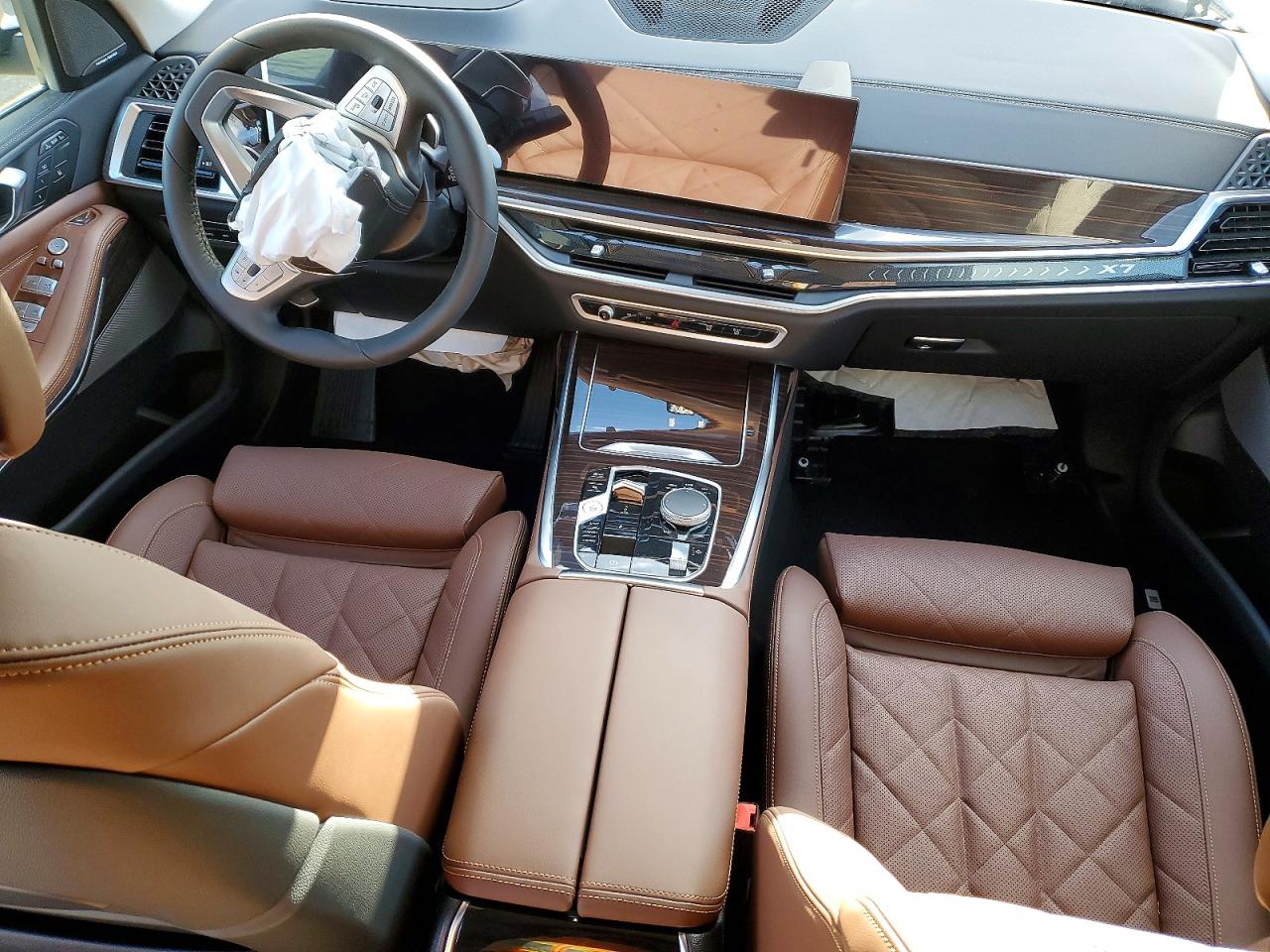 2026 BMW X7 VIN 5UX23EM01T9266620 photo 8
