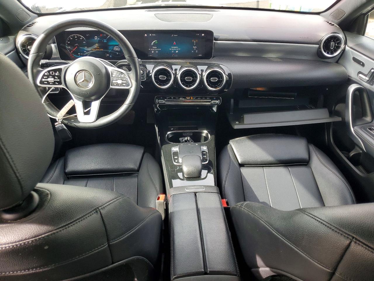 2019 Mercedes-Benz A-class VIN WDD3G4FBXKW001560 photo 8