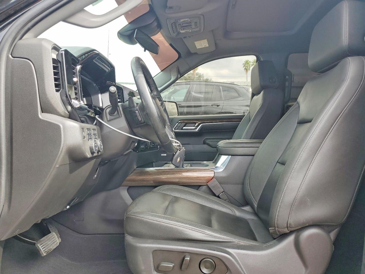 2023 Chevrolet All models VIN 3GCUDFEL5PG320500 photo 7