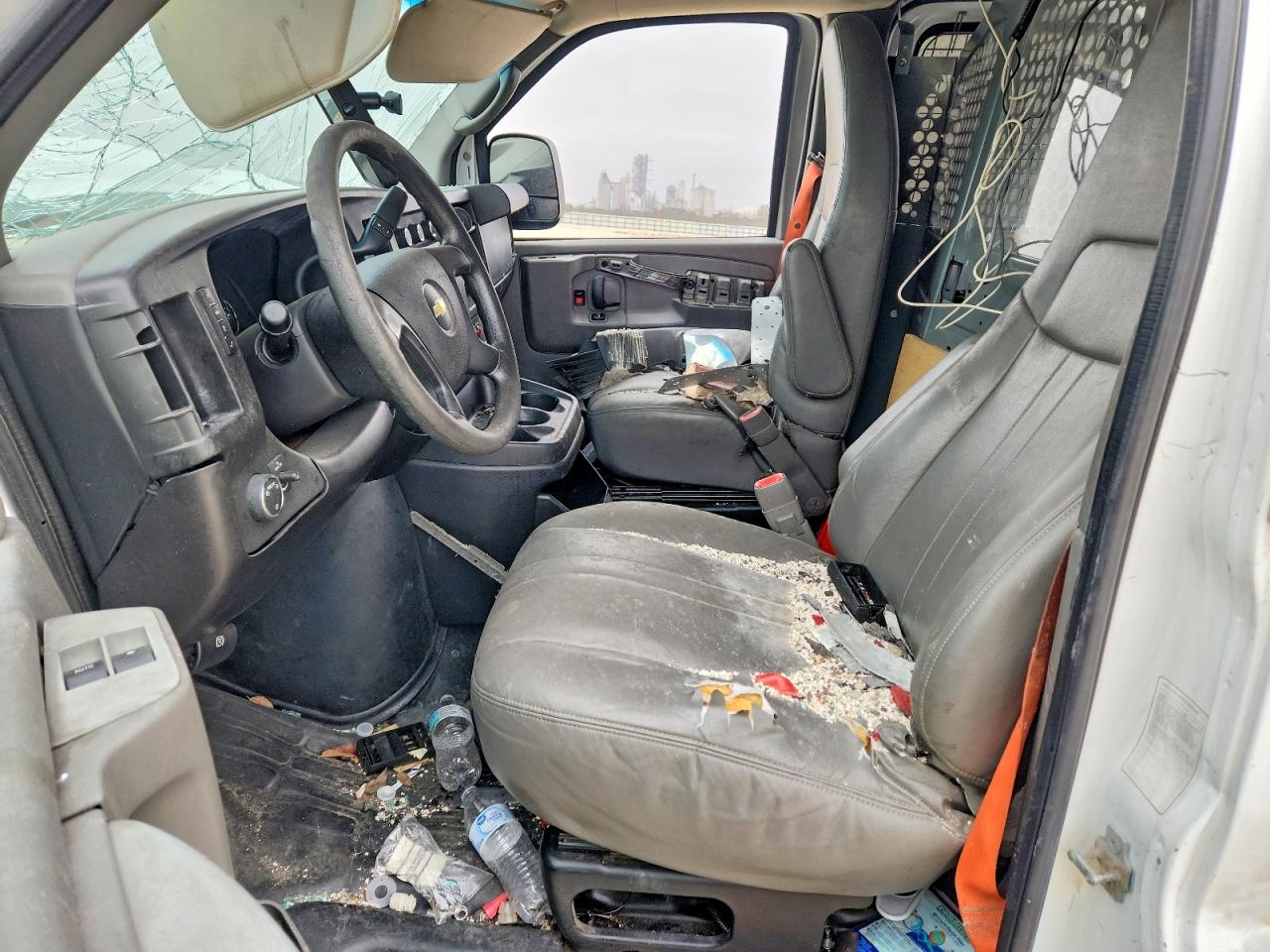2014 CHEVROLET Express VIN 1GCWGFCA8E1914088 photo 7