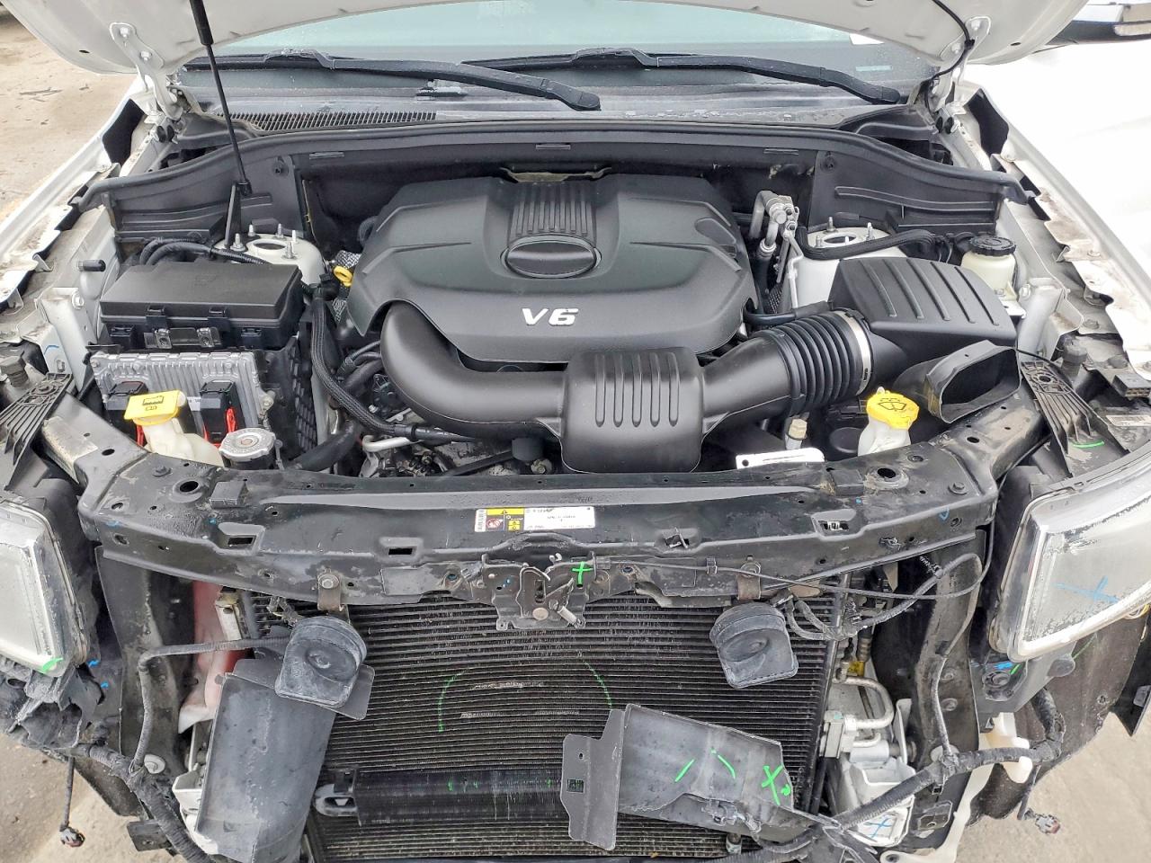 2015 Jeep Grand cher VIN 1C4RJEBG2FC742712 photo 12