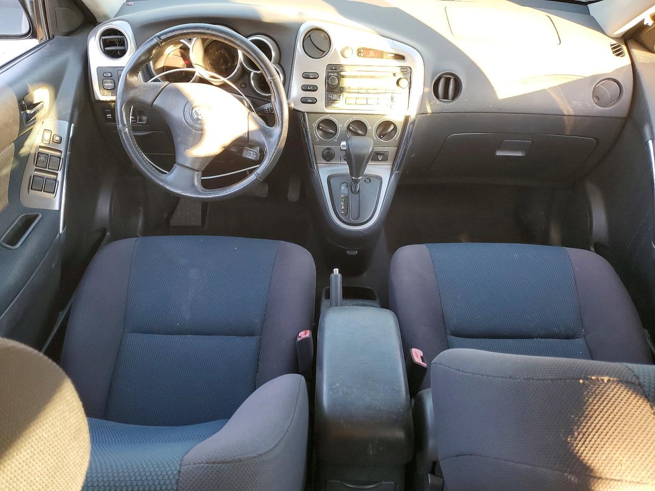 2006 Toyota Matrix VIN 2T1LR30E26C551299 photo 8