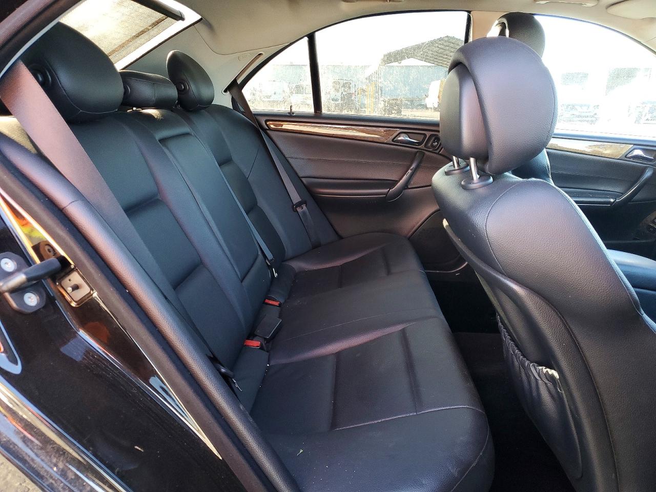 2007 Mercedes-Benz C class VIN WDBRF52HX7F935313 photo 10