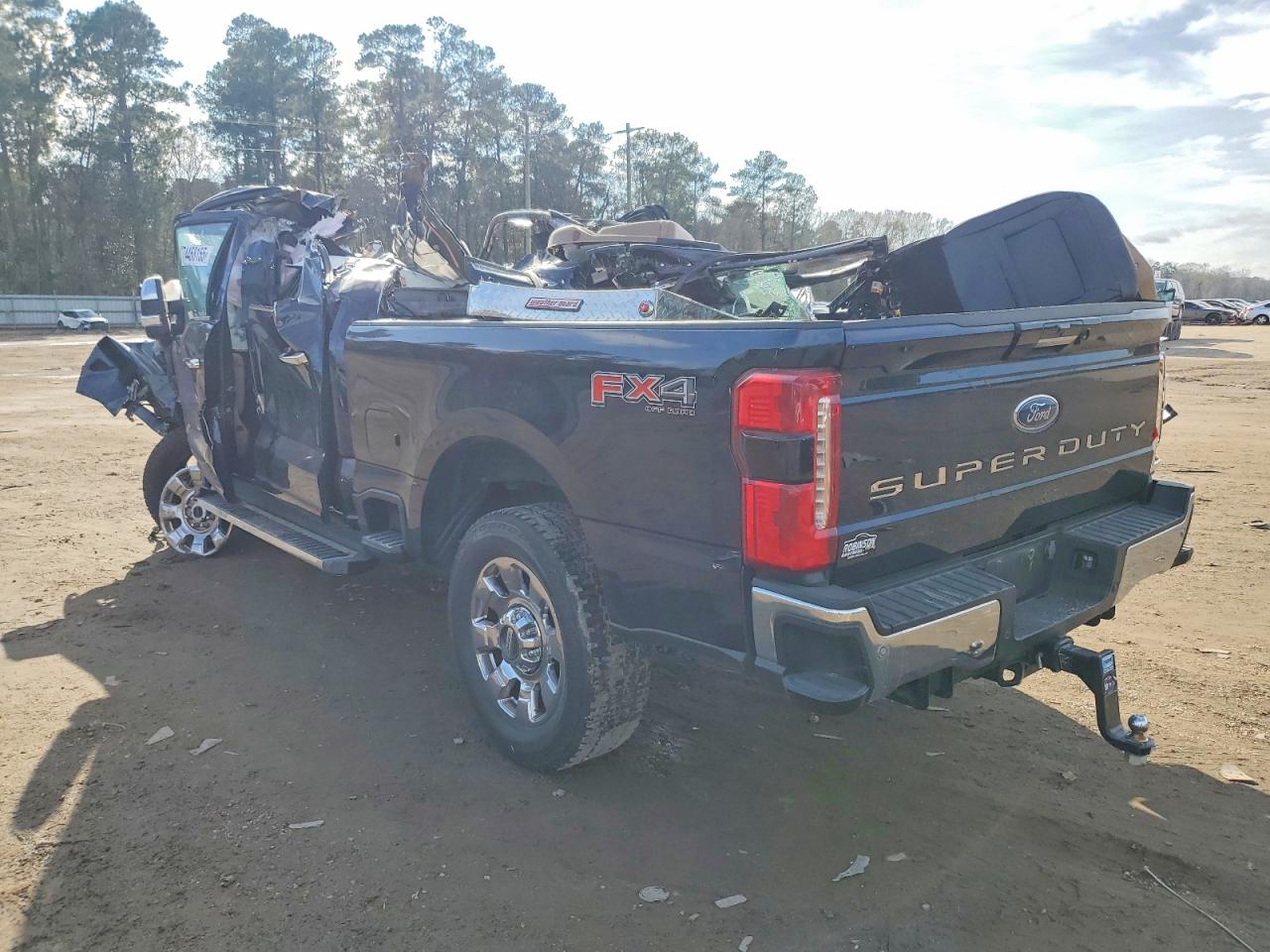 2023 Ford F250 VIN 1FT8W2BT2PEC80134 photo 2