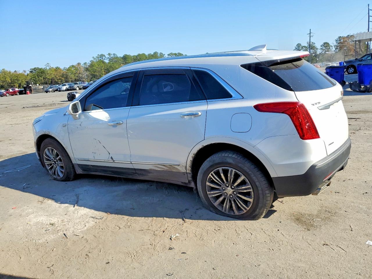 2018 Cadillac Xt5 VIN 1GYKNDRSXJZ204074 photo 2