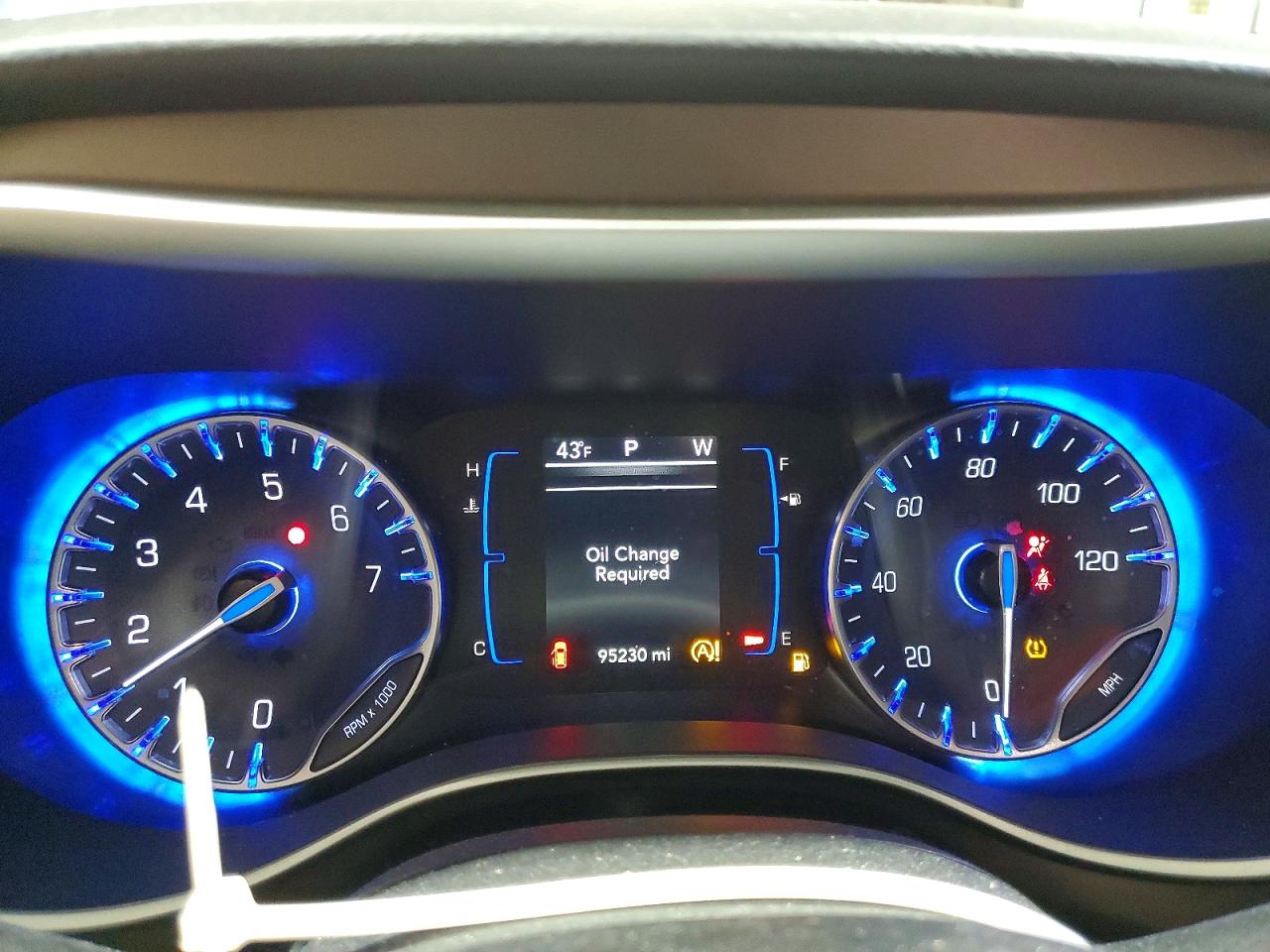 2021 Chrysler Minivan VIN 2C4RC1CG7MR543970 photo 9