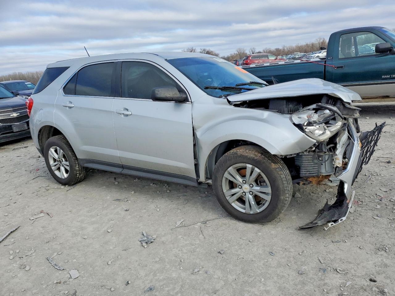 2017 Chevrolet Equinox VIN 2GNALBEK6H1504898 photo 4