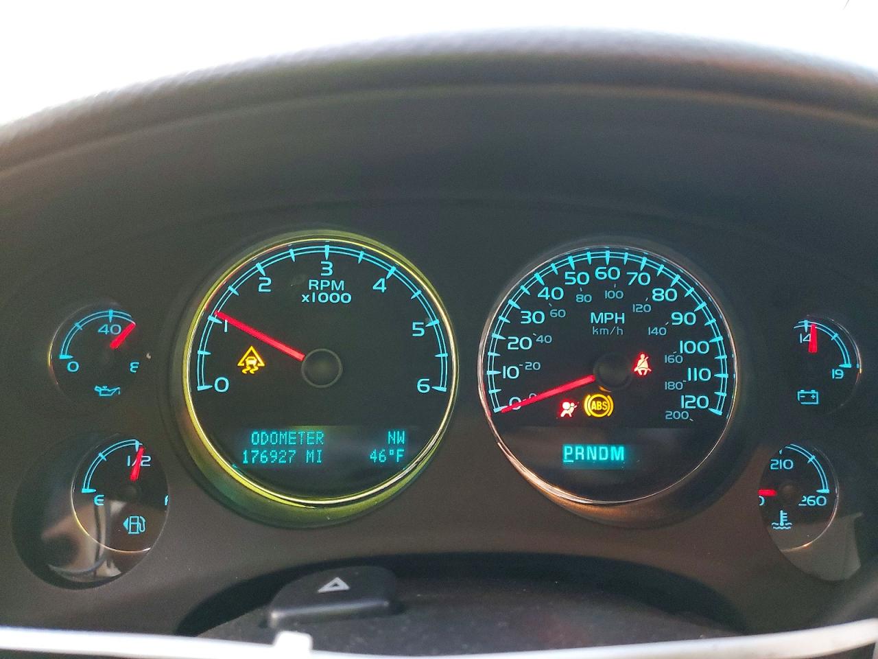 2009 CHEV Suburban VIN 1GNFK26319R227621 photo 9