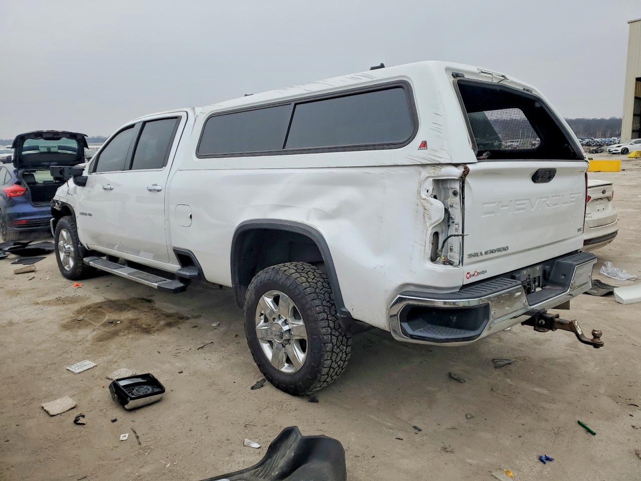 2020 Chevrolet All models VIN 1GC4YPEY3LF164717 photo 2