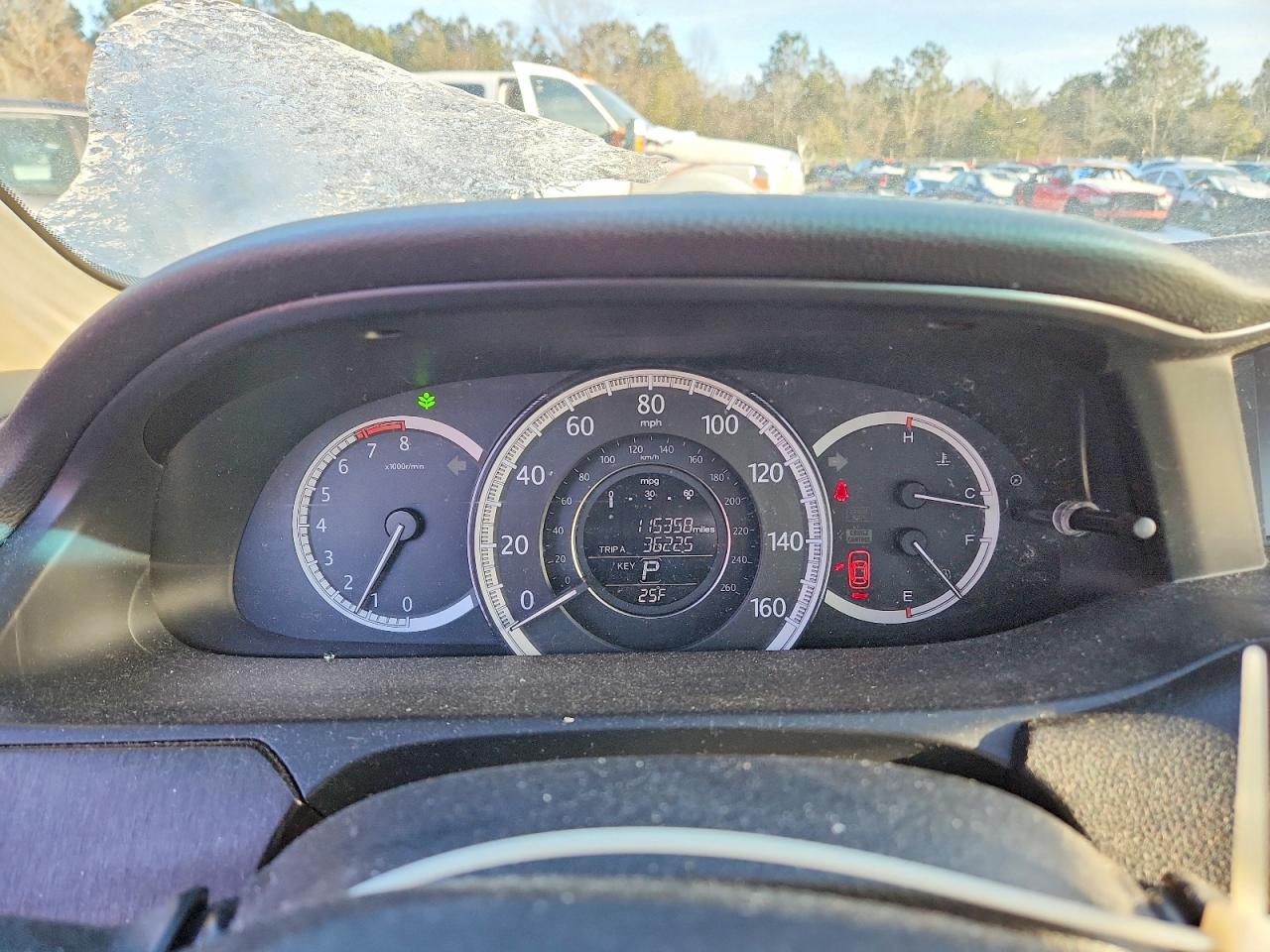 2014 Honda Accord VIN 1HGCR3F88EA021702 photo 9