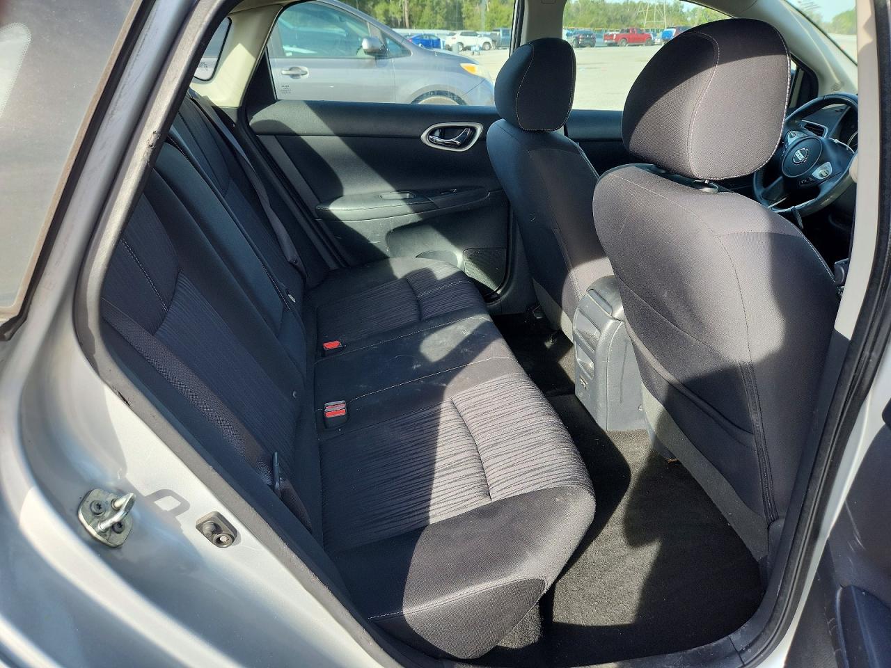 2017 NISS Sentra VIN 3N1AB7AP1HY342192 photo 10