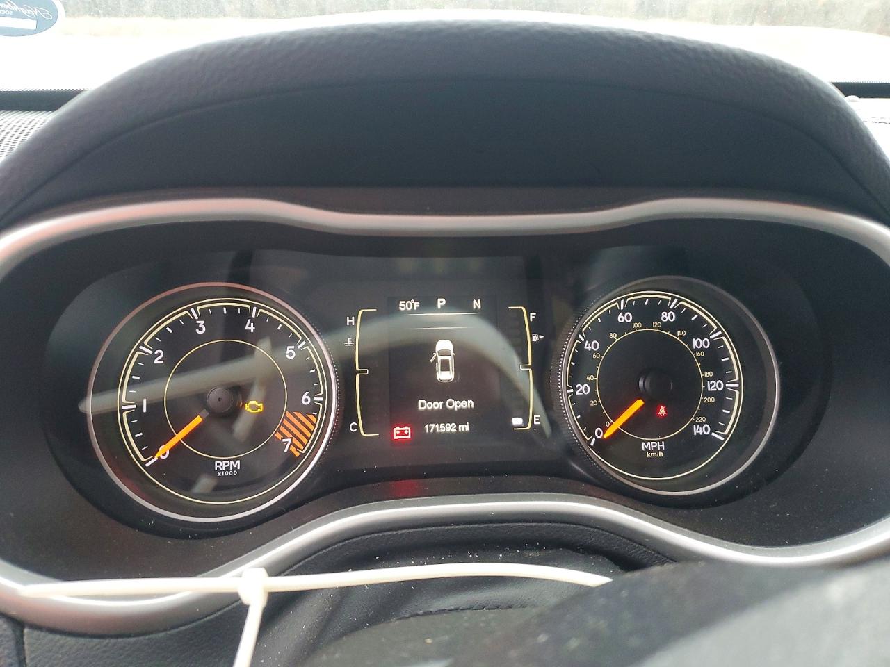 2015 Jeep Grand cher VIN 1C4PJLCB4FW616669 photo 9