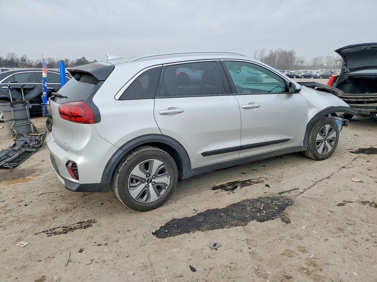 2020 Kia Niro VIN KNDCB3LC9L5398217 photo 3