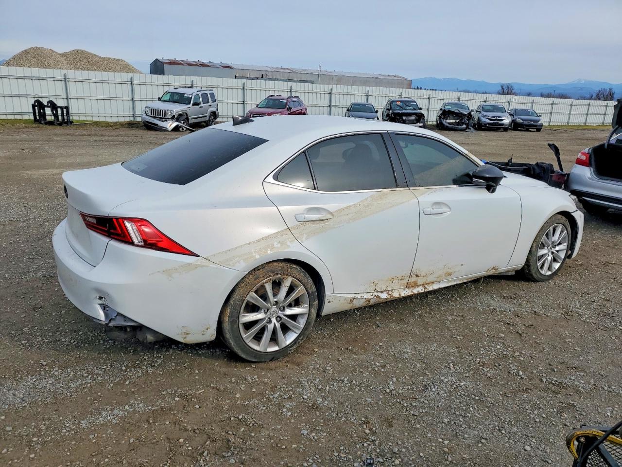 2016 Lexus Is VIN JTHBA1D25G5008727 photo 3