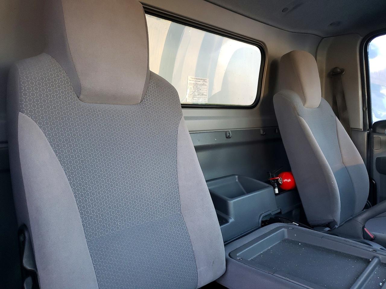 2016 Isuzu All models VIN 54DB4W1B7GS806265 photo 10