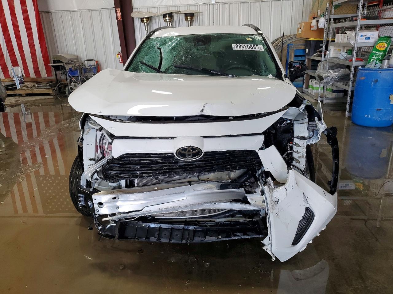 2024 Toyota Rav4 VIN 2T3P1RFV4RC395930 photo 5