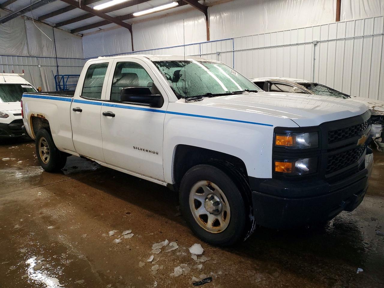 2015 Chevrolet All models VIN 1GCRCPEH4FZ305124 photo 4