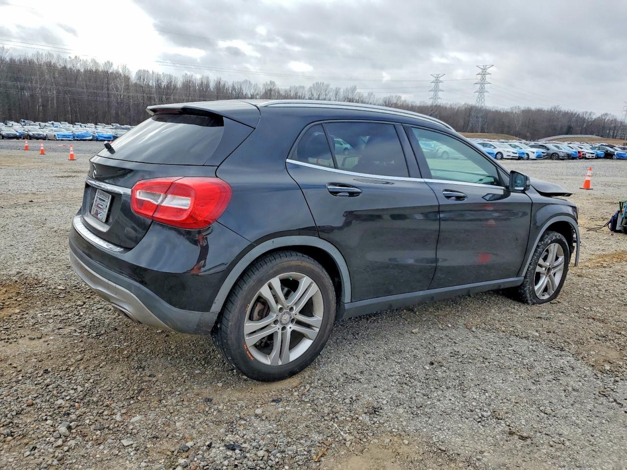 2015 Mercedes-Benz Gla-class VIN WDCTG4EB0FJ185934 photo 3