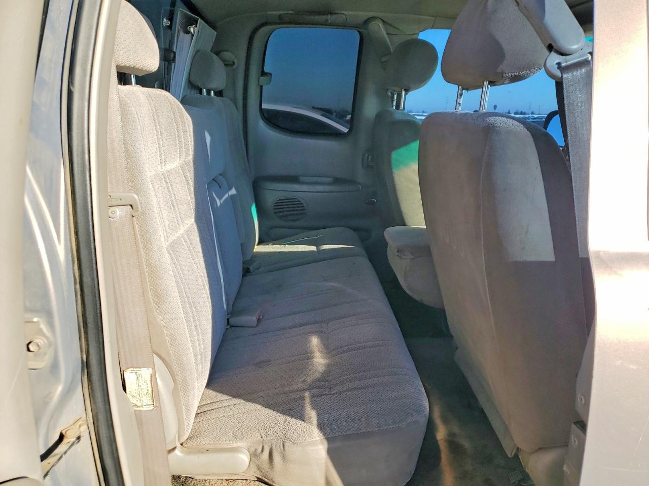 2002 Toyota Tundra VIN 5TBRN34152S285297 photo 10