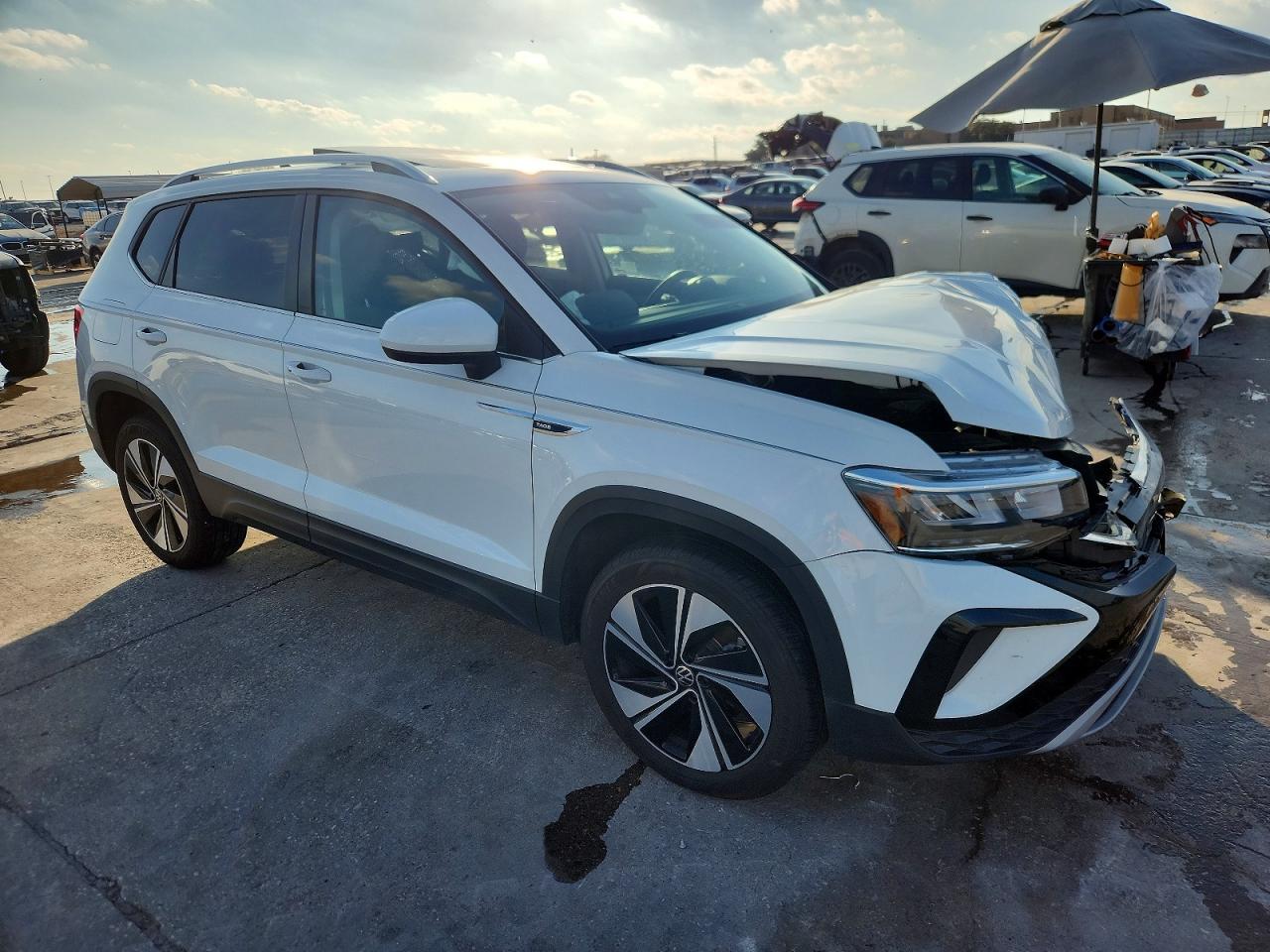 2023 Volkswagen Taos se VIN 3VVVX7B24PM363547 photo 4