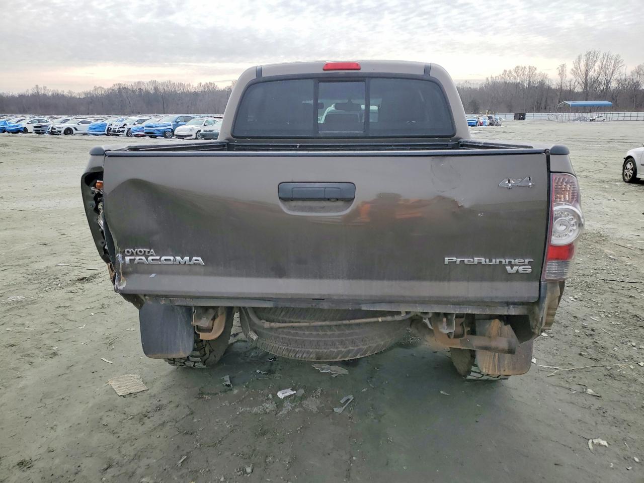 2013 Toyota Tacoma VIN 5TFJU4GN7DX044043 photo 6