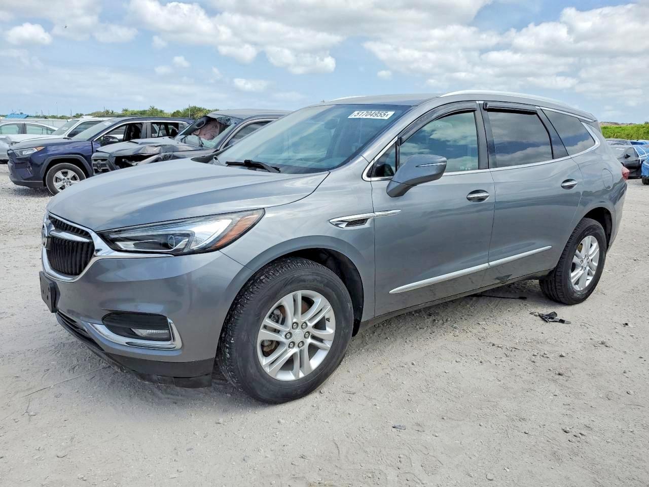 2018 Buick Enclave VIN 5GAERBKW4JJ212874 photo 1