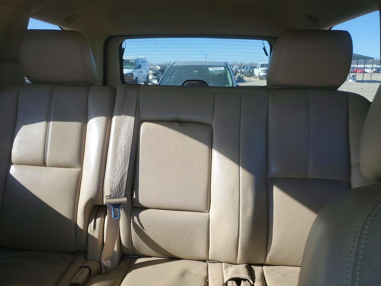 2012 Chev Tahoe VIN 1GNSCBE00CR141212 photo 10