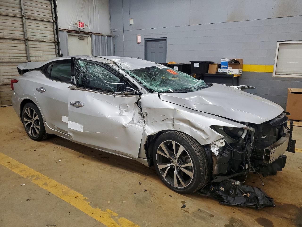 2017 Niss Maxima VIN 1N4AA6AP9HC422414 photo 4