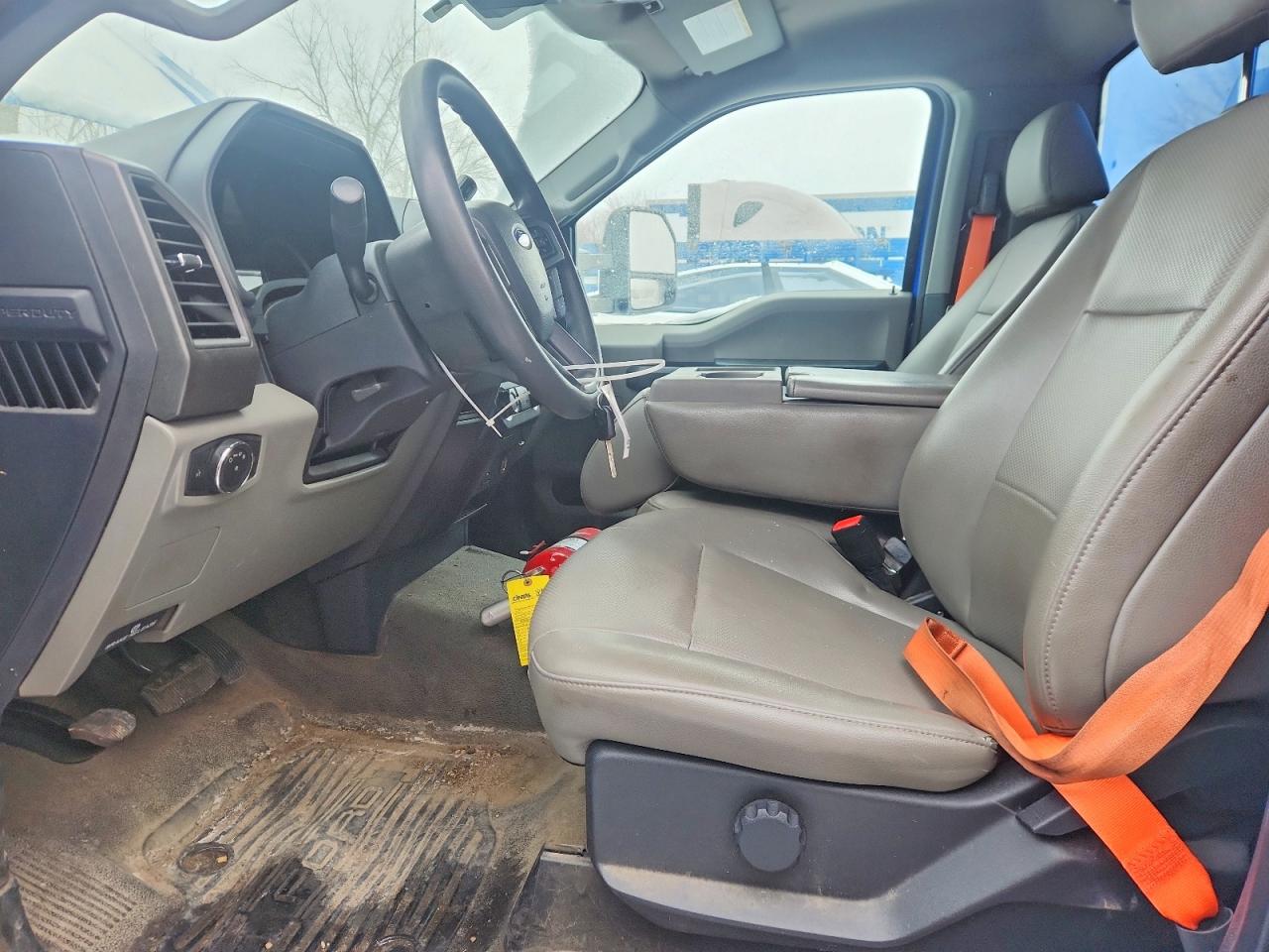 2022 Ford F450 VIN 1FDUF4GN8NEE43866 photo 7