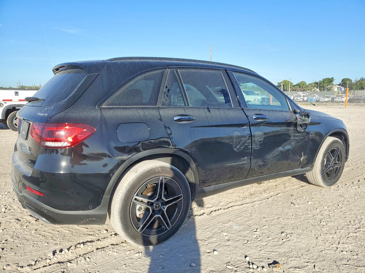 2021 Mercedes-Benz Glc class VIN W1N0G8EB8MV298707 photo 3