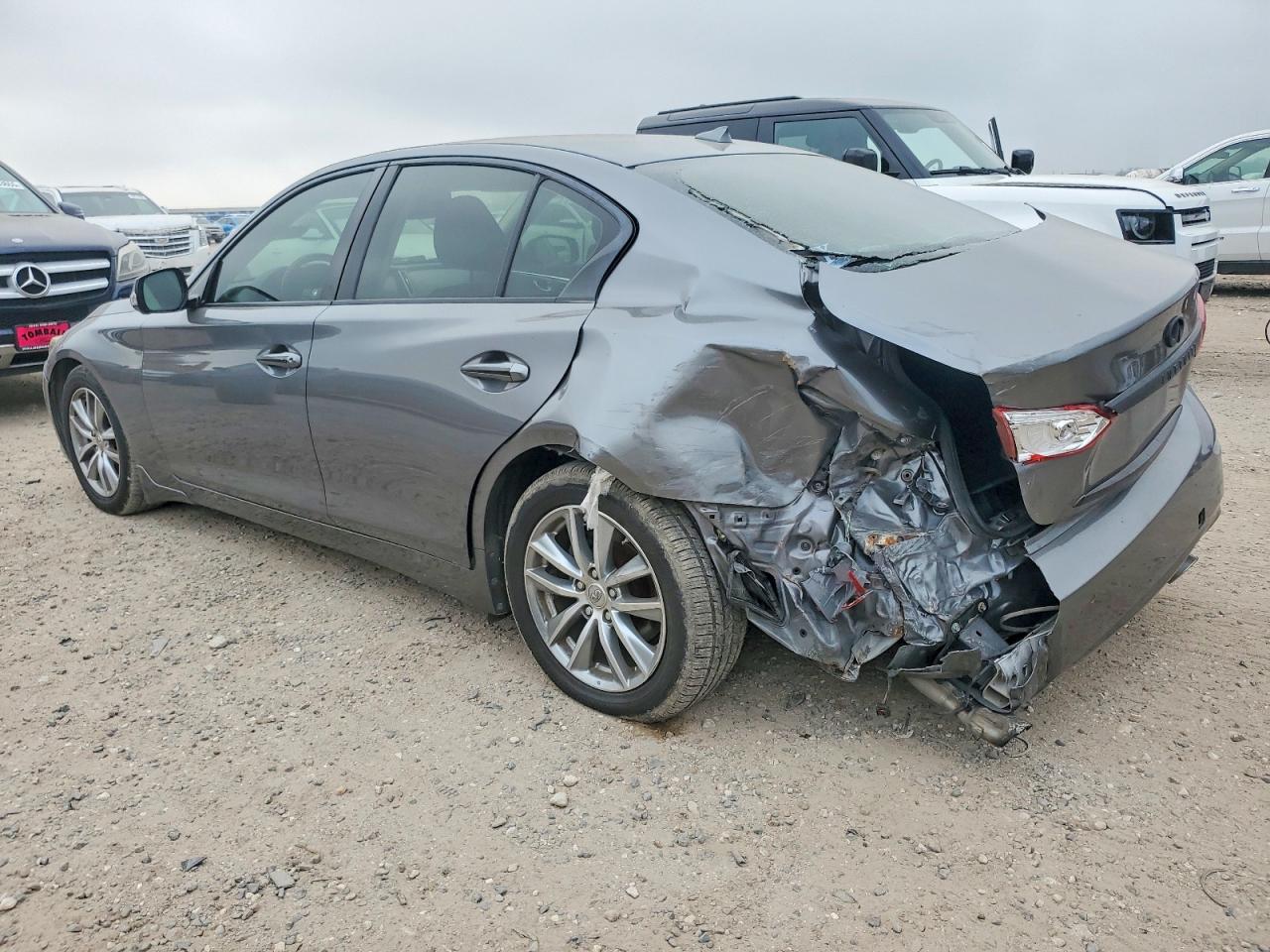 2017 Infiniti Q50 VIN JN1EV7AP1HM741146 photo 2