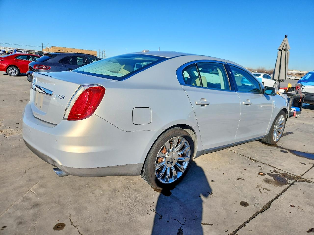 2009 Lincoln Mks VIN 1LNHM93R89G615319 photo 3