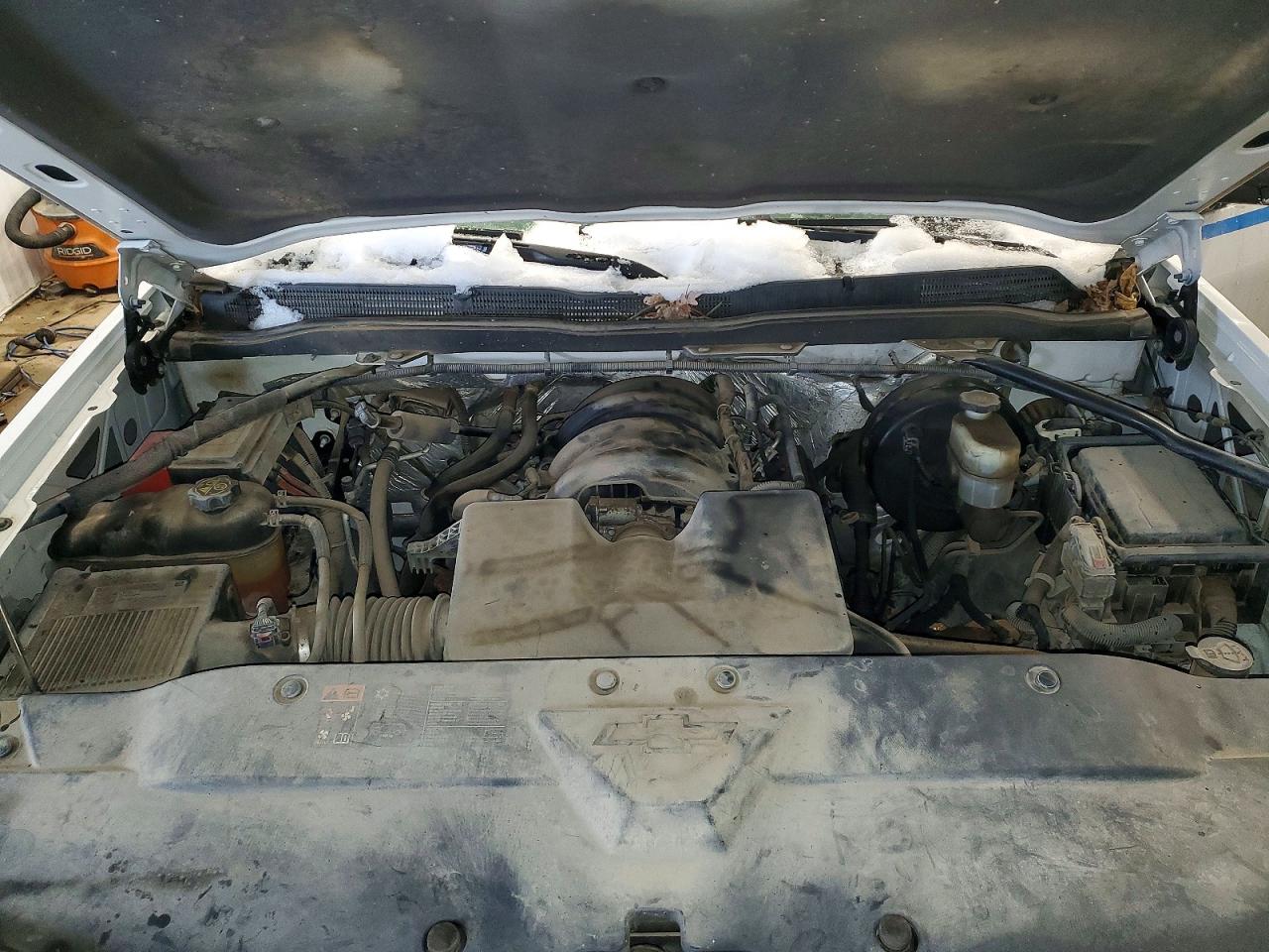 2015 Chevrolet All models VIN 1GCRCPEH4FZ305124 photo 11