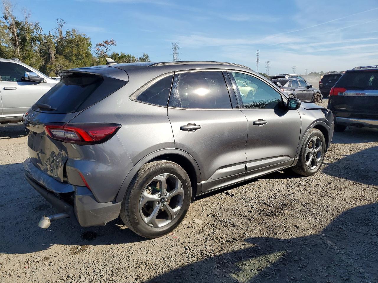 2023 Ford Escape st VIN 1FMCU0MN2PUA85641 photo 3