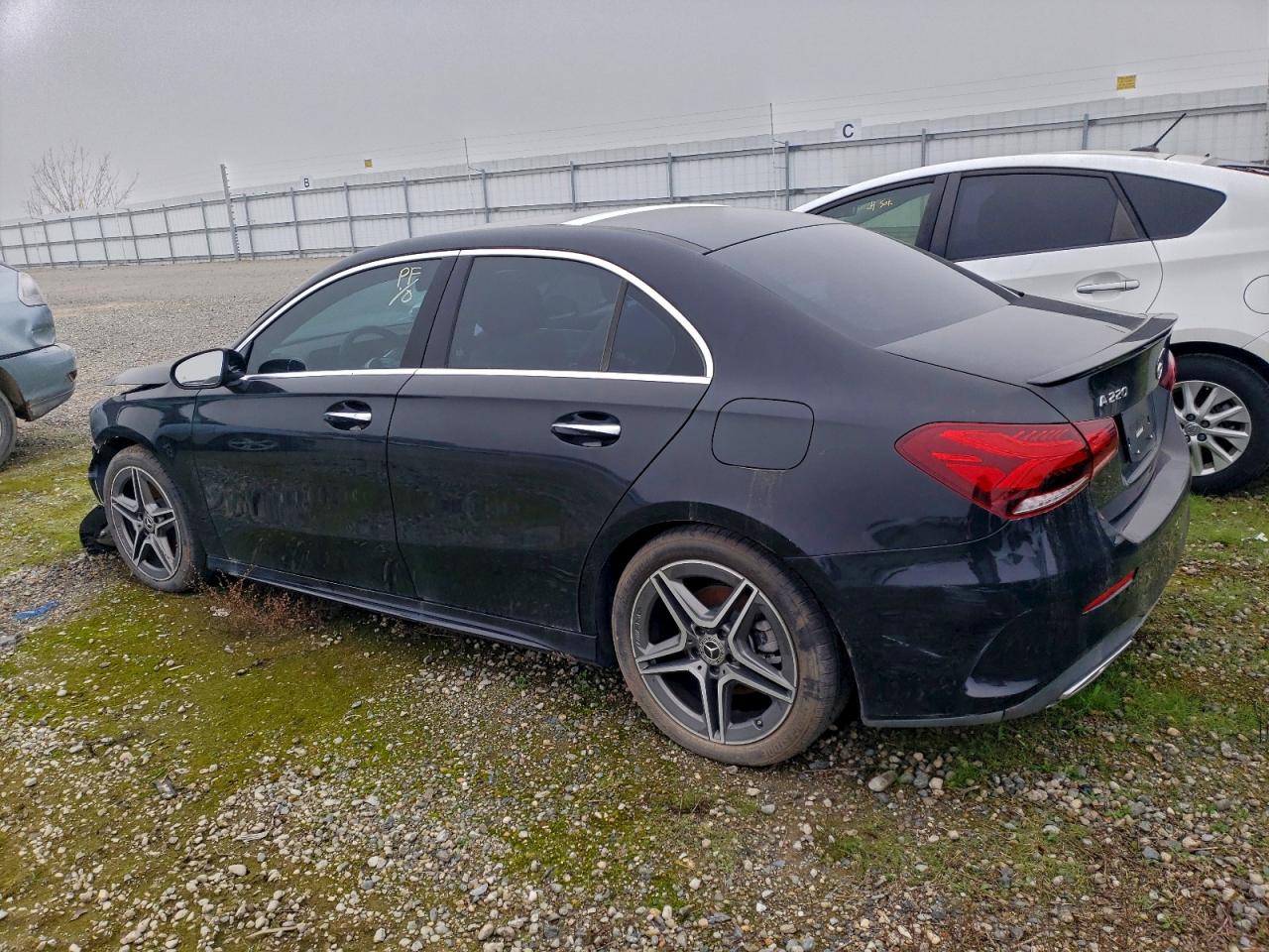 2022 Mercedes-Benz A-class VIN W1K3G4EB5NJ331903 photo 2