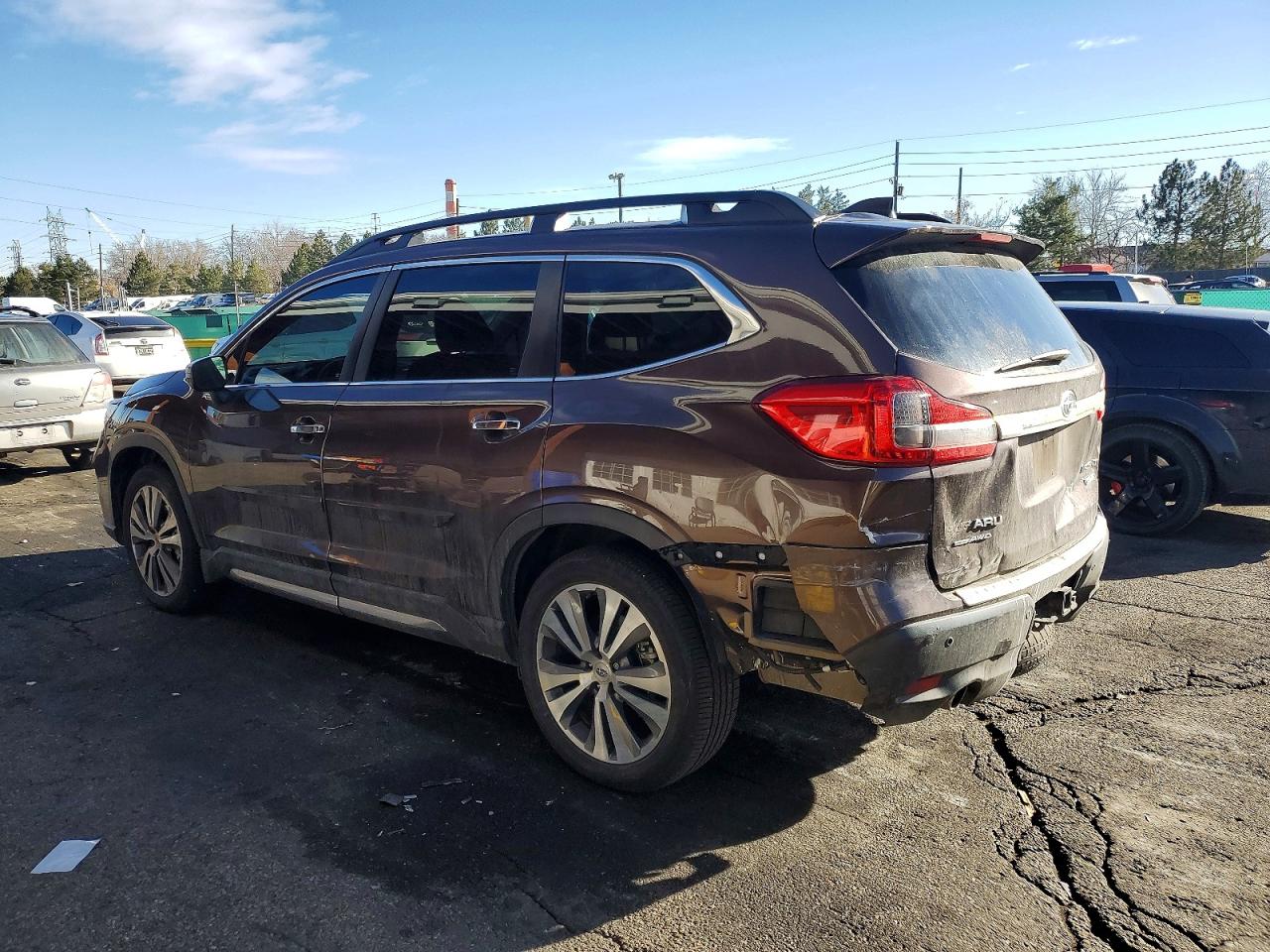 2019 Subaru Ascent VIN 4S4WMARDXK3445790 photo 2