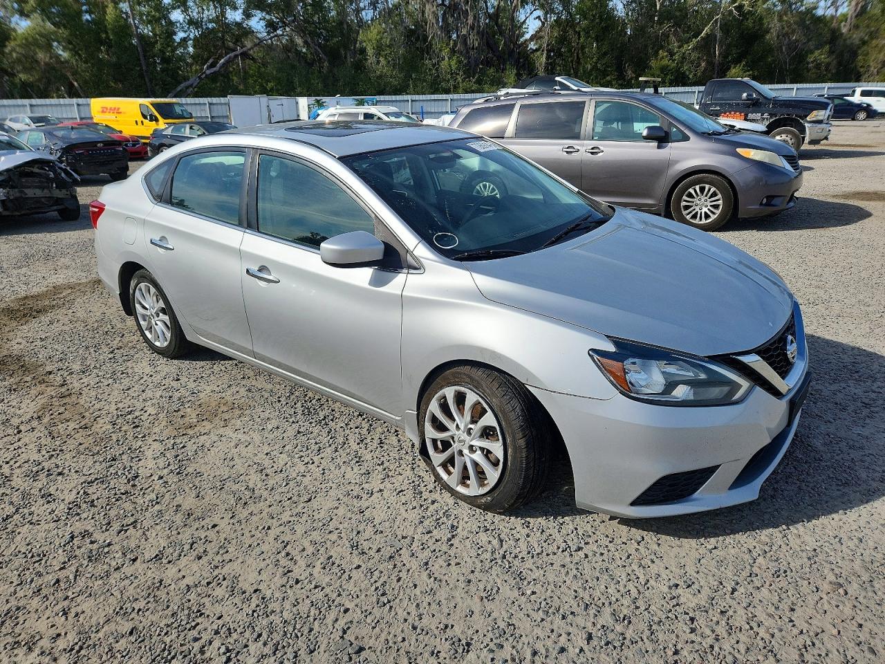 2017 NISS Sentra VIN 3N1AB7AP1HY342192 photo 4