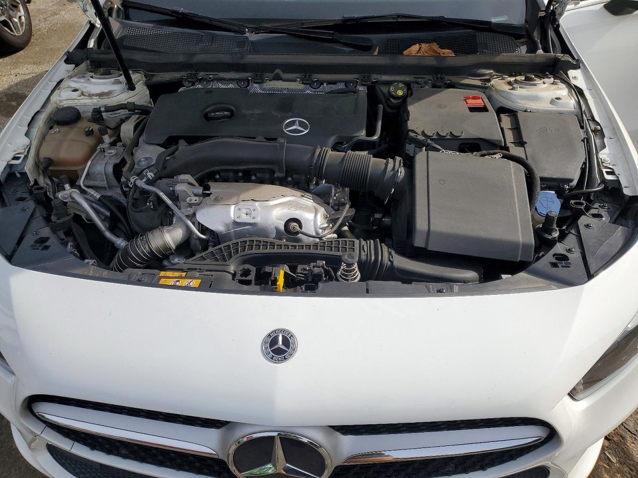 2019 Mercedes-Benz A-class VIN WDD3G4FBXKW001560 photo 11