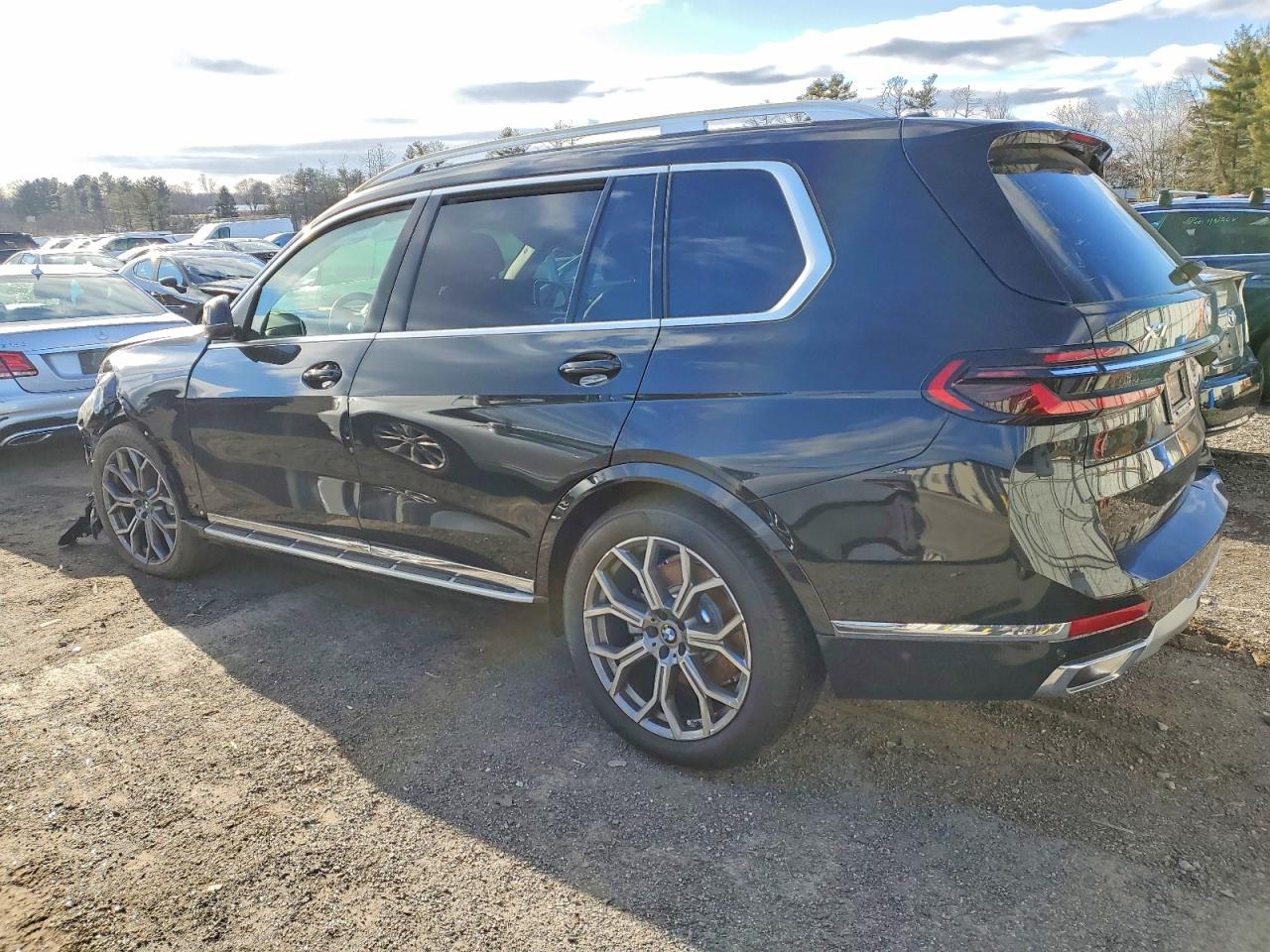 2026 BMW X7 VIN 5UX23EM01T9266620 photo 2