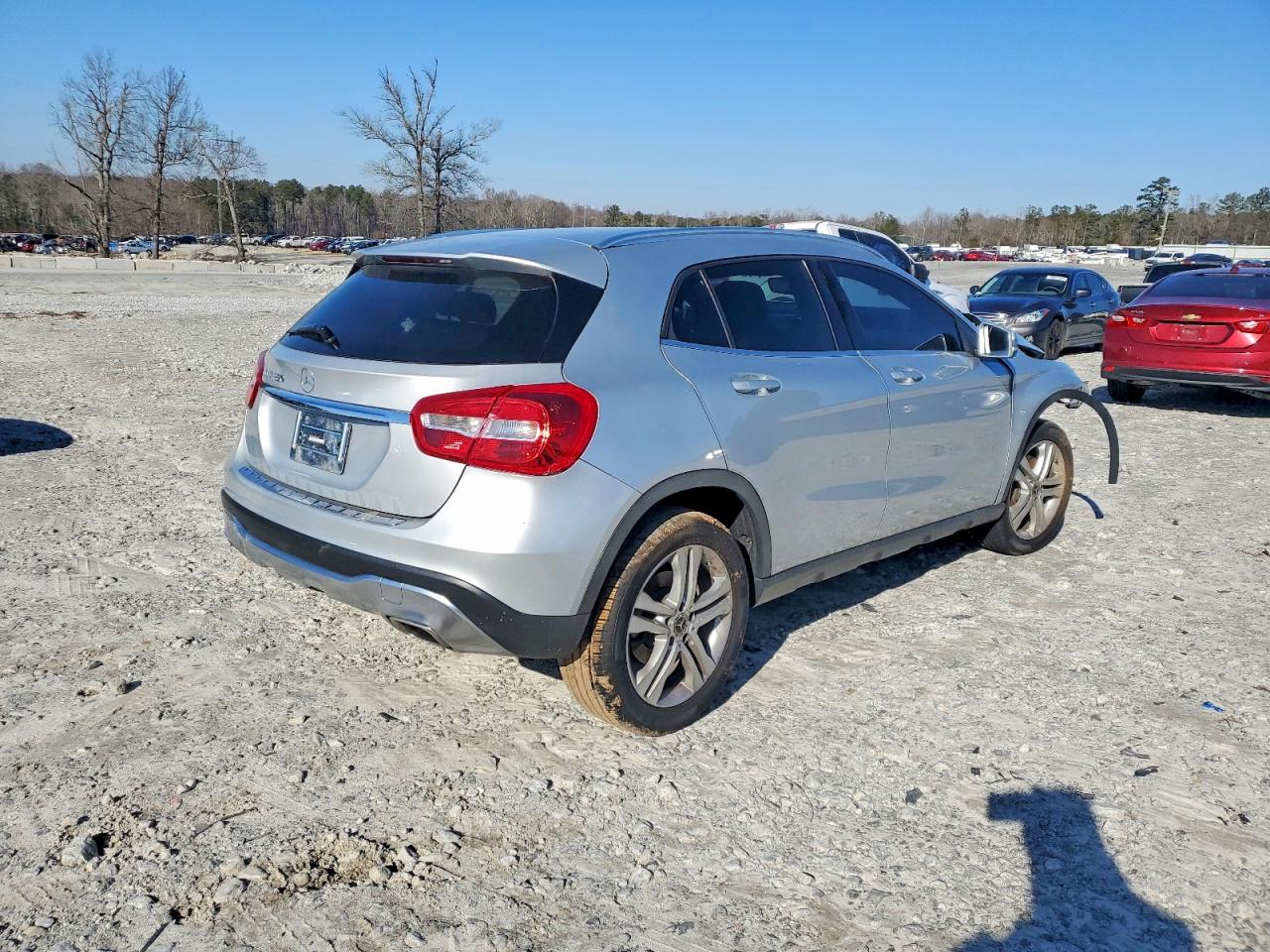 2019 Mercedes Gla-class VIN WDCTG4EB3KJ583696 photo 3