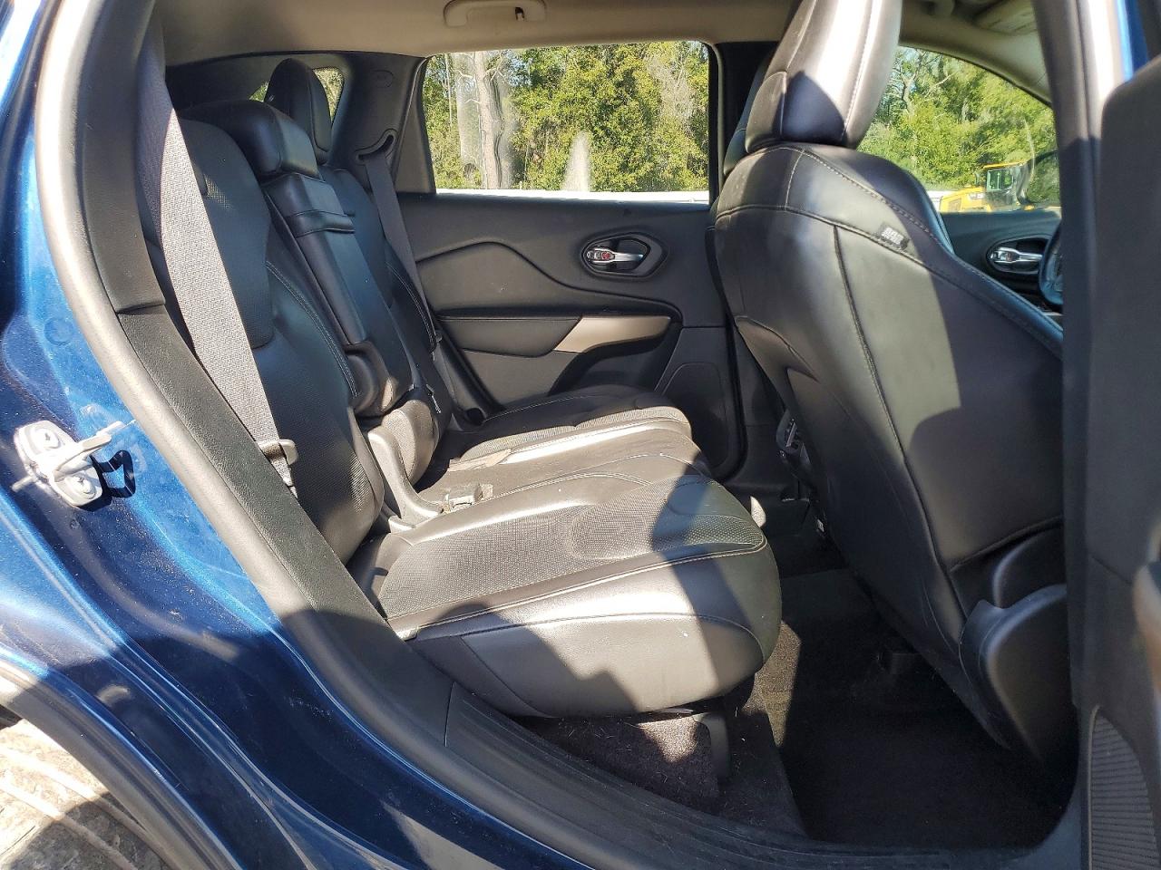 2018 Jeep Grand cher VIN 1C4PJLDX3JD557631 photo 11