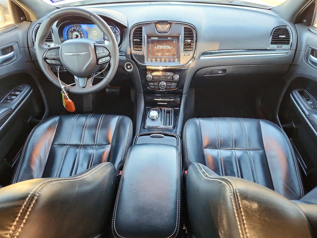2023 300 VIN 2C3CCABG3PH538416 photo 8